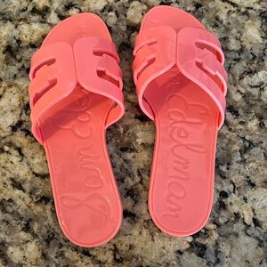 Sam Edelman pink jelly bay slides. New, never worn. Size 1
